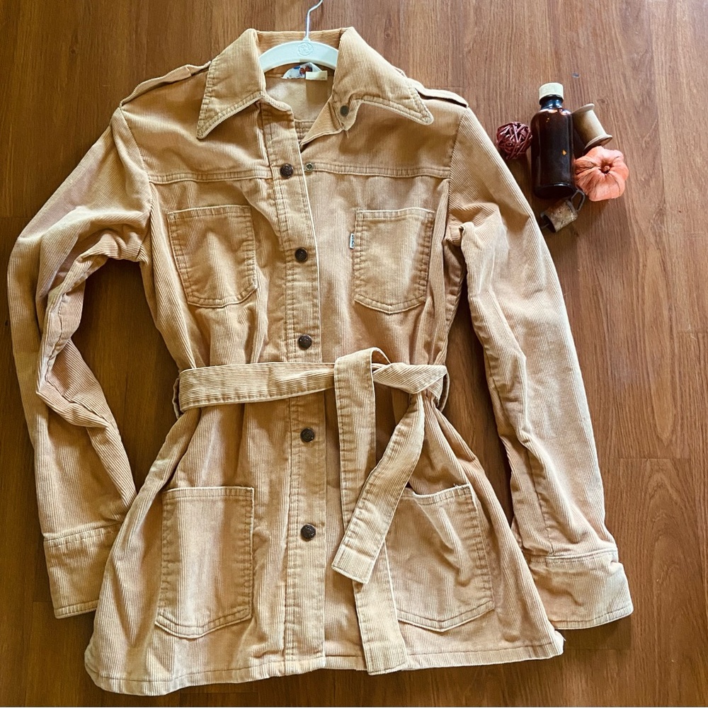 Levi's Beige Corduroy Belted Long‑Sleeve Dress